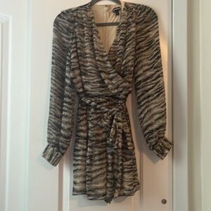 Express jumper (shorts) size extra small